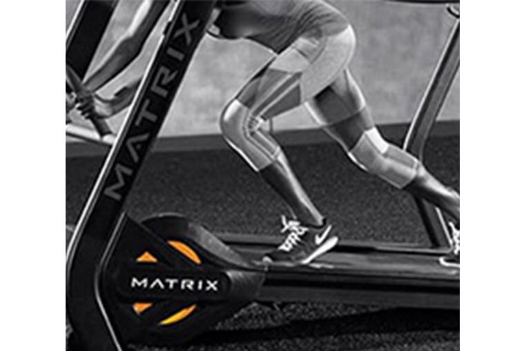 Беговая дорожка Matrix S-Drive Performance Trainer фото 4