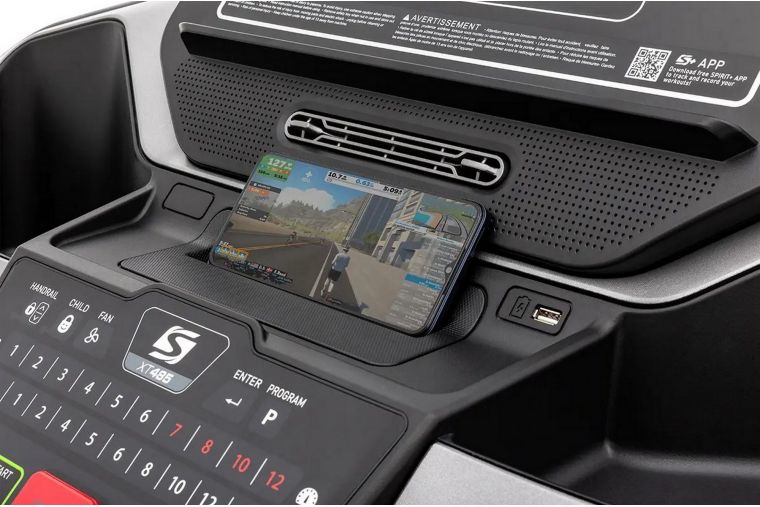 Беговая дорожка Spirit Fitness XT485 Black фото 3