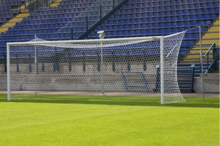 Ворота футбольные 732х244 см Atlet алюминиевые FIFA бетонируемые в стаканы (пара) IMP-A427 фото 1