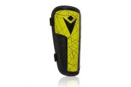 Щитки футбольные Macron Lister SR, 5023073-NGRN-SR, без гол,с застежк., ЭВА,пласт,черно-желтый