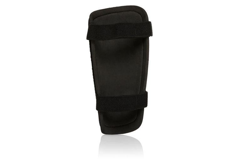 Щитки футбольные Macron Lister SR, 5023072-NGRN-SR, без гол,с застежк., ЭВА,пласт,черно-зеленый фото 1