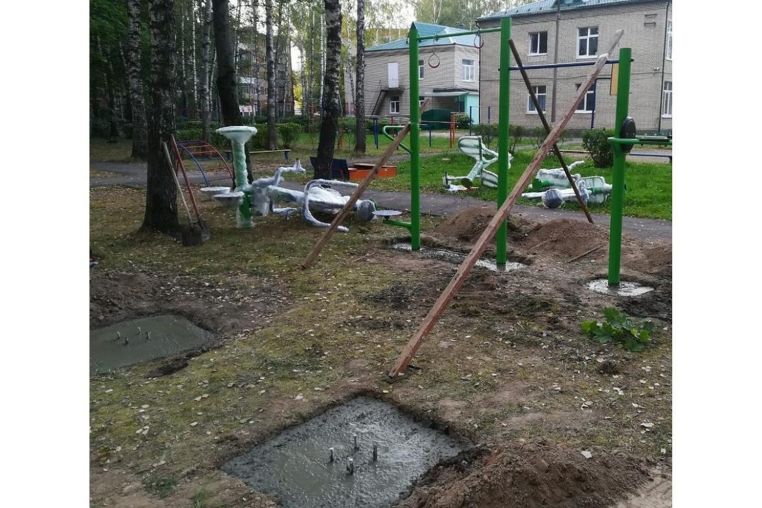 Каркас для заливки бетонной смеси (ежик) для монтажа уличных тренажеров фото 3